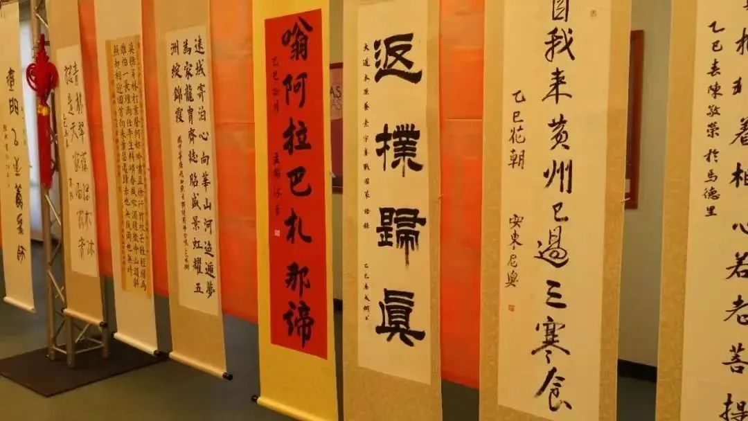 https://img.xiumi.us/xmi/ua/2zOUL/i/ef7c8b64d47d298e70194f8db23e01ea-sz_79701.jpg