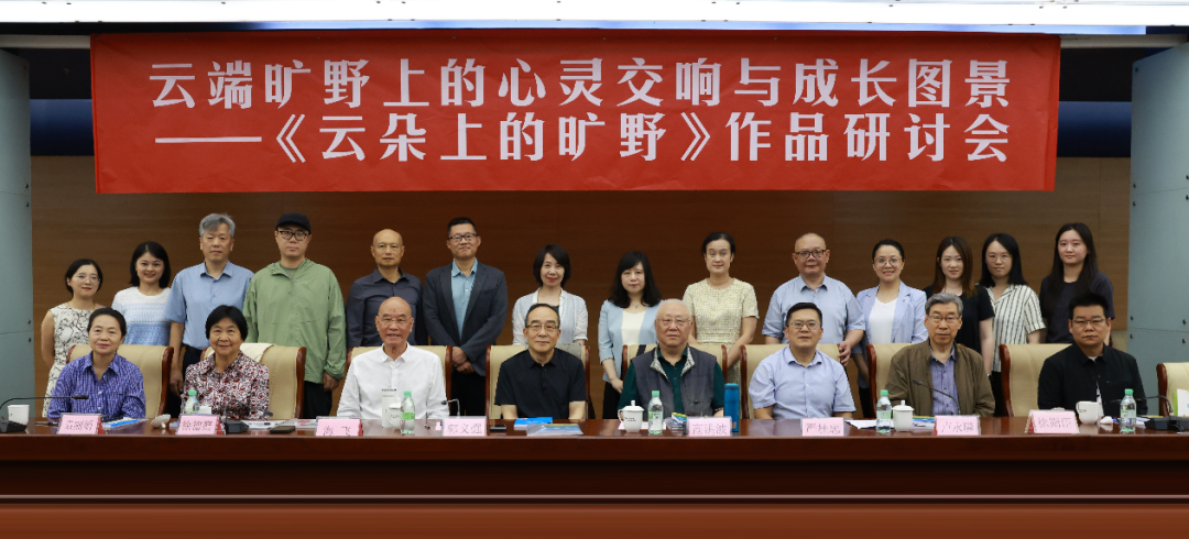 https://img.xiumi.us/xmi/ua/2zOUL/i/2526ba8ce4411e8f09373ab86e017d9c-sz_716510.png