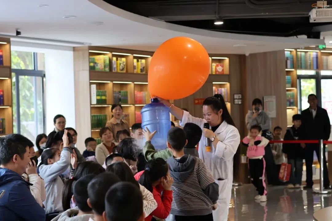 https://img.xiumi.us/xmi/ua/2zOUL/i/9b1f165ffe73da4109cfc2dc991a53bd-sz_100293.jpg