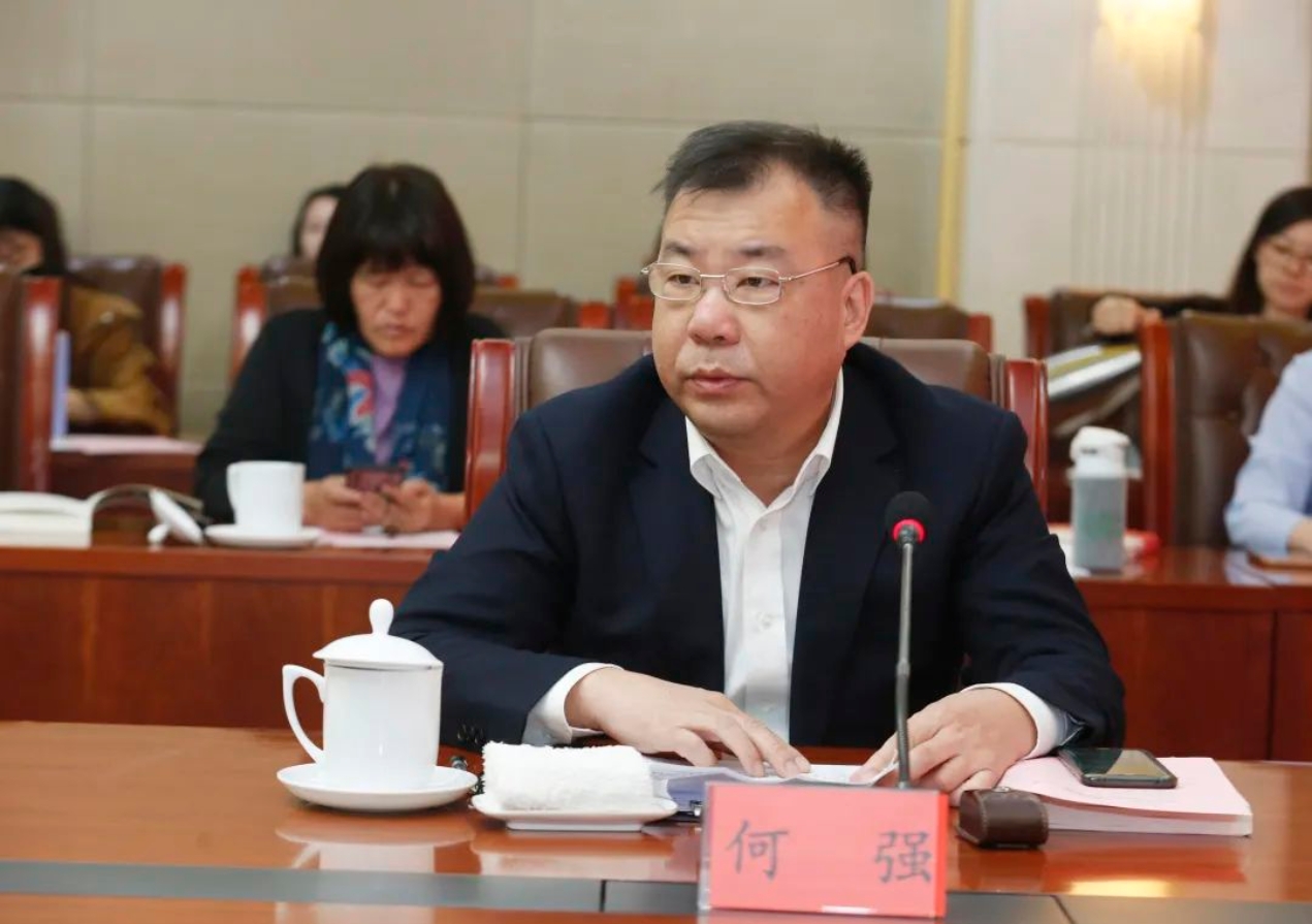 海峽出版發行集團副總經理、福建新華發行集團負責人何強發言
